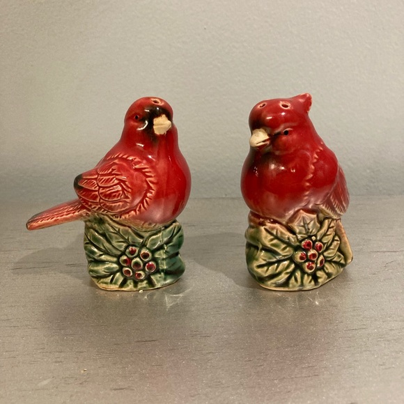 Vintage Cardinal salt and pepper shakers - Picture 1 of 4